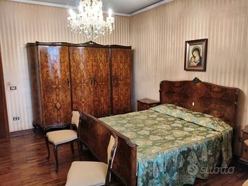 Camera da letto completa vintage in radica