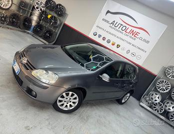 VW Golf 5 1.6 Benzina 5Porte ADATTA NEOPATENTATI