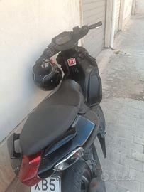Aprilia sr