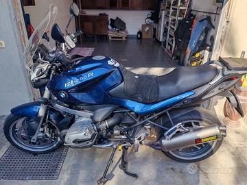 BMW R1200R