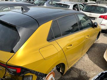 FIANCATA COMPLETA DX OPEL ASTRA 2025