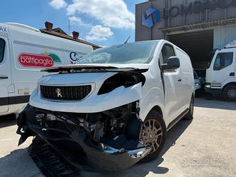 Peugeot Expert 2.0/EURO 6B/INCIDENTATO