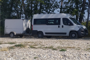 Furgone 9 posti tetto alto