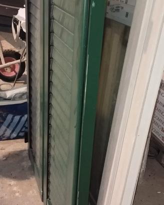 PERSIANA IN ALLIMINIO A LAMELLE ORIENTABILI VERDE