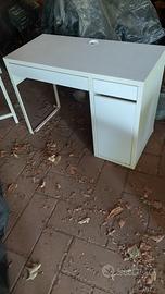 scrivania Ikea