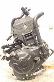 MOTORE Yamaha MT-03 2022 – 1.211 km