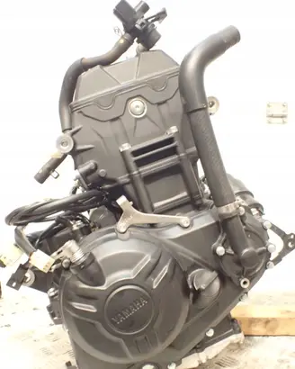 MOTORE Yamaha MT-03 2022 – 1.211 km