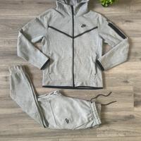 Tuta Nike completa Nike Tech
