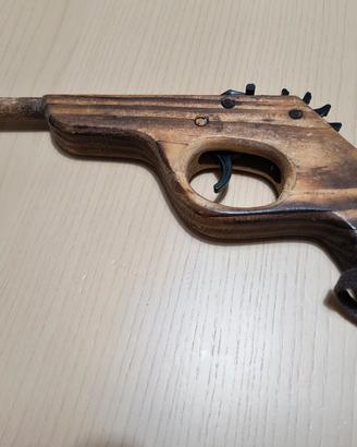 Pistola ad elastici