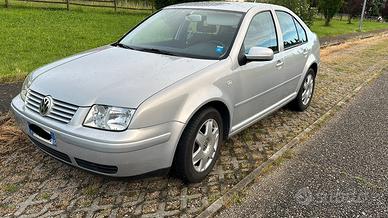 Volkswagen Bora 1.6 GPL