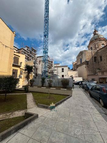 Rifinito bilocale in zona centrale