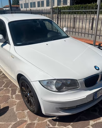 Bmw 118 116d 2.0 116CV cat 5 porte Attiva DPF