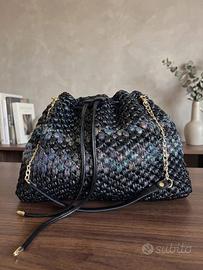 Borsa secchiello ad uncinetto