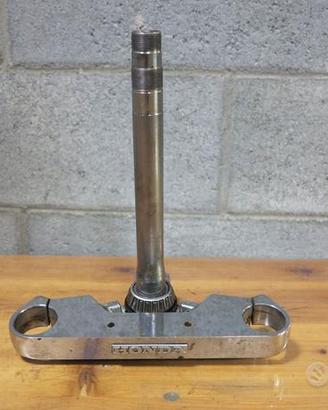 Piastra forcella inferiore per Honda Shadow 600