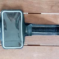 porta smartphone nero da running 