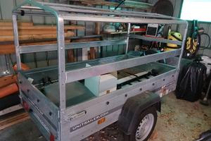 Carrello rimorchio centinato