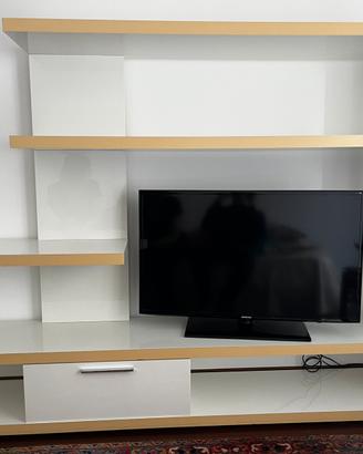 Mobile attrezzato porta tv