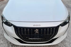 Peugeot 208  1.5 BlueHDI