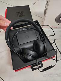 Cuffie beats
