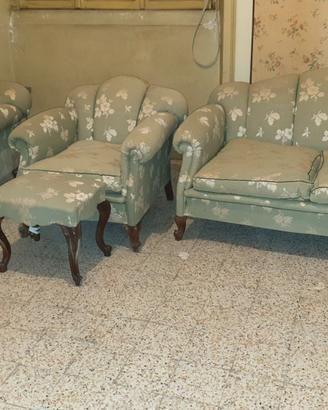 Poltrone decori poggiapiedi epoca vintage lusso