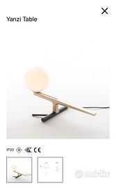 Lampada Artemide YANZI TABLE