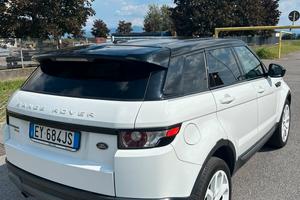 Land Rover Range Evoque 2.2 TD4 5p. British Editio