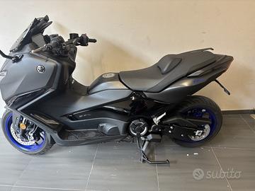Yamaha T Max 560