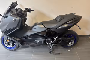 Yamaha T Max 560