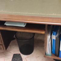 Scrivania classica in stile inglese