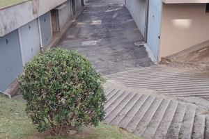 Box singoli Limbiate - zona villaggio giovi