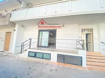 Locale ad Alliste zona centrale