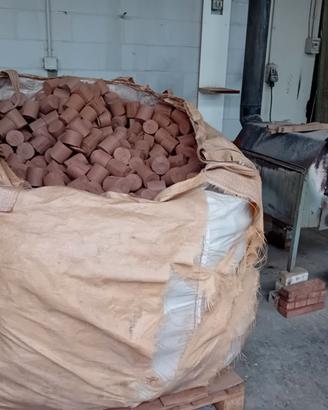 bricchette di legno noce