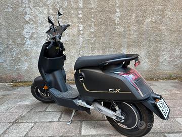 Motorino Super Soco Cux