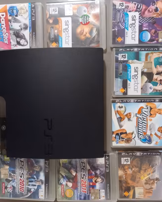 CONSOLE PS3 SLIM 320GB CECH2504B + LOTTO 11 GIOCHI