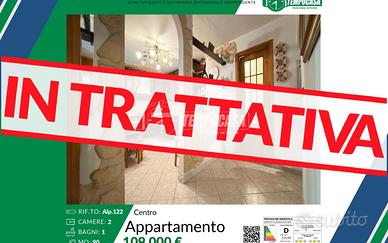 Splendido bi-trilocale con terrazzo nel cuore di A