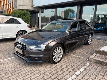 Audi A4 Avant 2.0 tdi quattro S-Line 190cv s-troni