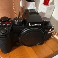 Fotocamera Lumix S5d nuova