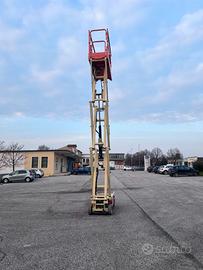 piattaforma a pantografo JLG 1930