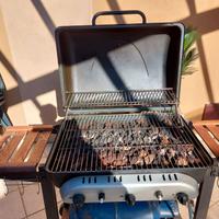 Barbecue gas a pietra lavica completo di bombola