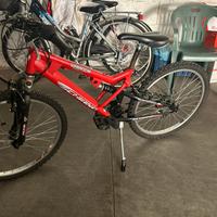 bicicletta Ragazzo Rossa