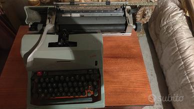macchina per scrivere vintage