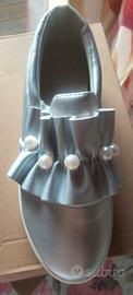 Scarpa con perle  num.37 nuove