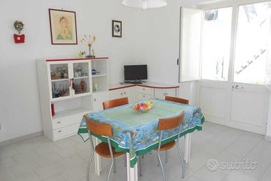 Mobili soggiorno cucina