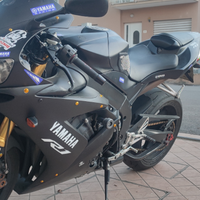 Yamaha R1 del 2006