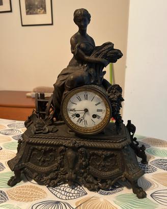 Orologio a pendolo da camino