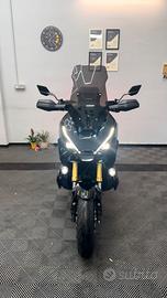 Honda xadv 750