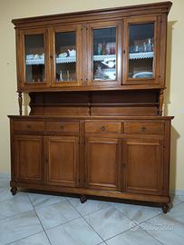 Credenza e cristalliera 