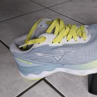 Scarpe sportive Mizuno  numero 38