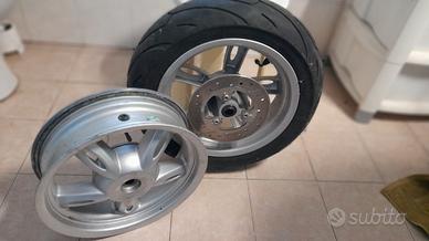 Scooter Yamaha Neo's-Ovetto 50 cc accessori vari