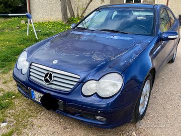 Mercedes C220 sportcoupe 12/2003